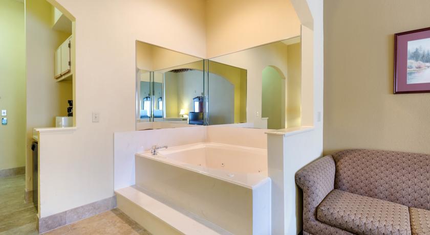 Comfort Houston Iah Airport - Beltway 8 Hotel 3*